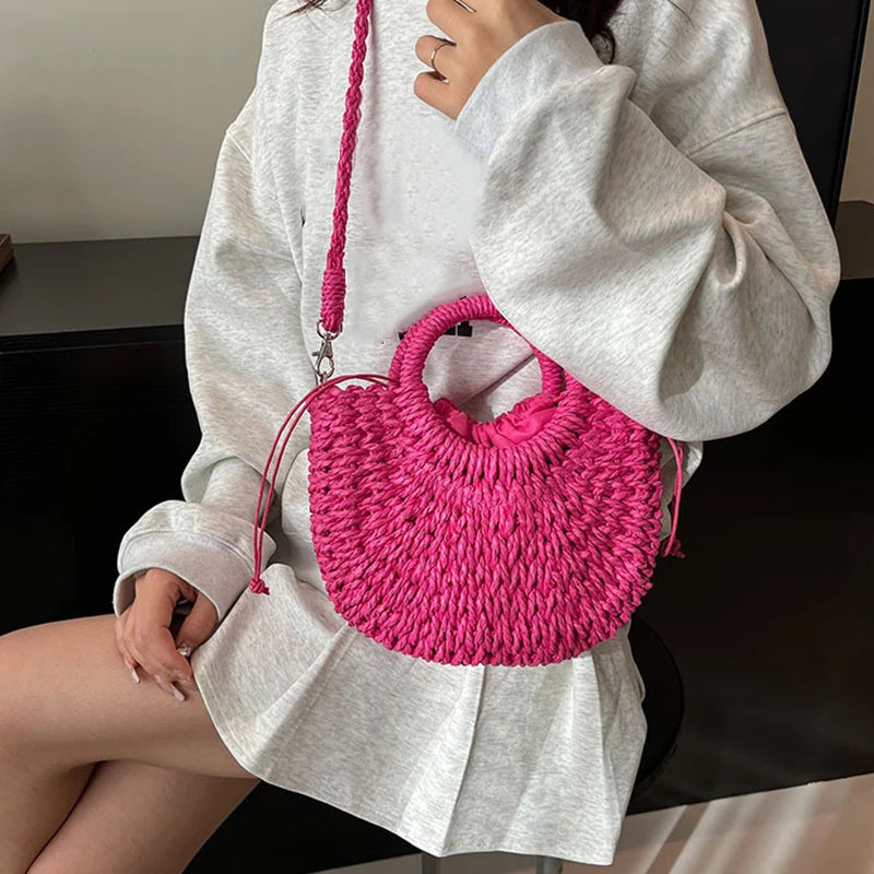 Sac seau en rotin demi-lune bandoulière